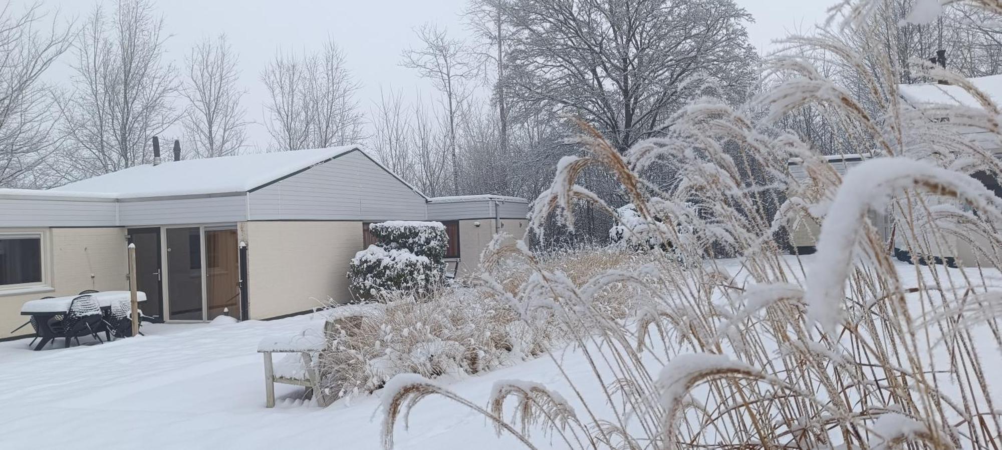 4-Pers Vakantiebungalow In Het Heuvelland Simpelveld Luaran gambar